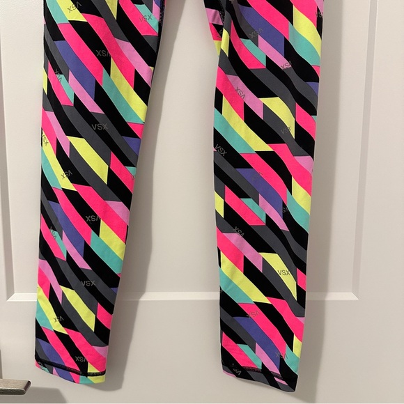 VSX Victoria’s Secret Sport Knockout Multi- Colour Geometric Print Leggings - Picture 4 of 11